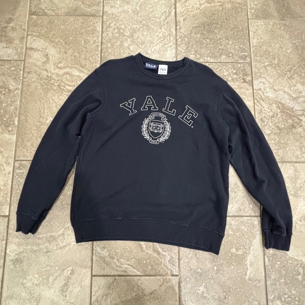 Zara Yale University Navy Blue Crewneck Sweatshirt XL‎ Collegiate Crest Pullover